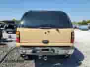 2004 Chevrolet Tahoe LT с VIN 1GNEC13Z34J313855, выставлен на аукционе Copart как лот 70642795 с пробегом 314 554 миль миль и Списание • Salvage title. История ставок и продаж доступна на DreamBid. Изображение 6.