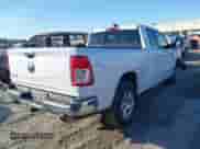 2020 Ram 1500 Big Horn z VIN 1C6RREBT8LN277897, wystawiony jako IAAI lot #41351006 z przebiegiem 50 155 mil mil oraz . Historia ofert i sprzedaży dostępna na DreamBid. Obrazek 4.