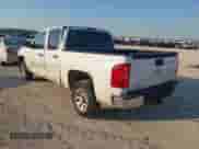 2012 Chevrolet Silverado 1500 LS z VIN 3GCPCREA3CG240817, wystawiony jako IAAI lot #43135184 z przebiegiem 314 528 mil mil oraz . Historia ofert i sprzedaży dostępna na DreamBid. Obrazek 3.
