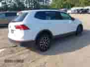 2021 Volkswagen Tiguan SE с VIN 3VV3B7AX2MM082054, выставлен на аукционе IAAI как лот 43195386 с пробегом 102 119 миль миль и . История ставок и продаж доступна на DreamBid. Изображение 4.