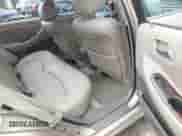 2001 Honda Accord EX z VIN 1HGCG16531A085429, wystawiony jako IAAI lot #43052616 z przebiegiem 198 140 mil mil oraz . Historia ofert i sprzedaży dostępna na DreamBid. Obrazek 8.