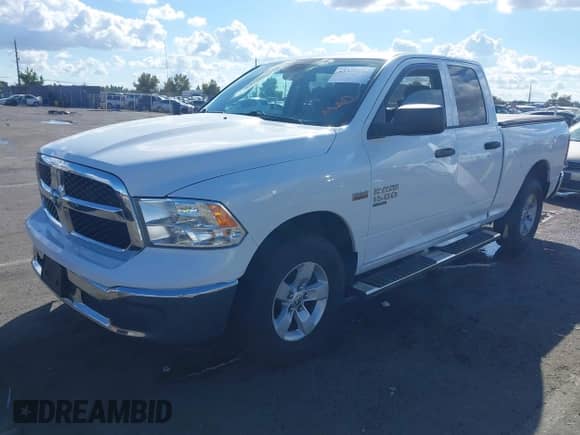 2019 Ram 1500 Express z VIN 1C6RR7FT0KS666717, wystawiony jako IAAI lot #43375615 z przebiegiem 171 972 mil mil oraz . Historia ofert i sprzedaży dostępna na DreamBid. Obrazek 17.