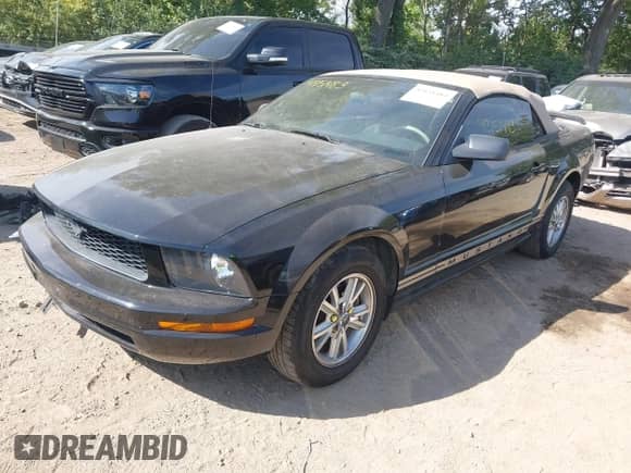 2006 Ford Mustang Standard с VIN 1ZVFT84N865148718, выставлен на аукционе IAAI как лот 43151483 с пробегом 117 522 миль миль и . История ставок и продаж доступна на DreamBid. Изображение 2.