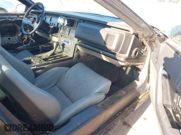 1985 Chevrolet Corvette с VIN 1G1YY0783F5122945, выставлен на аукционе IAAI как лот 43159223 с пробегом 5 535 миль миль и . История ставок и продаж доступна на DreamBid. Изображение 5.