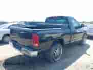 2003 Dodge 1500 ST z VIN 1D7HA16K33J662853, wystawiony jako IAAI lot #43168207 z przebiegiem 138 434 mil mil oraz . Historia ofert i sprzedaży dostępna na DreamBid. Obrazek 4.