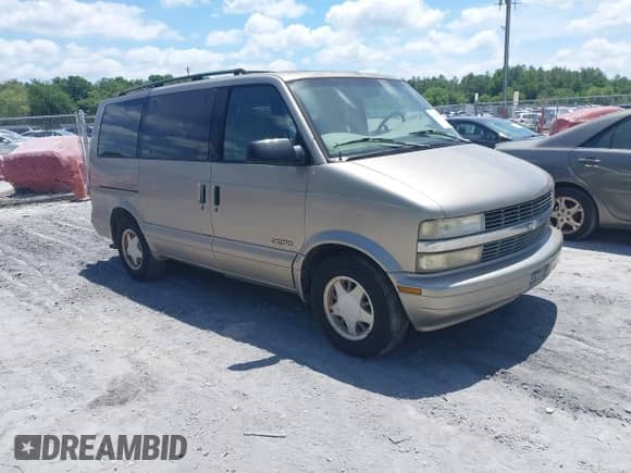 2001 Chevrolet Astro with VIN 1GNDM19W21B109611, listed as a IAAI auction lot 42169610 with 178,736 mi miles and . Bid and sale history available at DreamBid. Image 1.
