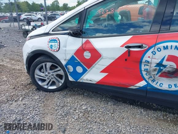 2023 Chevrolet Bolt EV 1LT с VIN 1G1FW6S04P4104897, выставлен на аукционе IAAI как лот 42286715 с пробегом 49 818 миль миль и . История ставок и продаж доступна на DreamBid. Изображение 20.