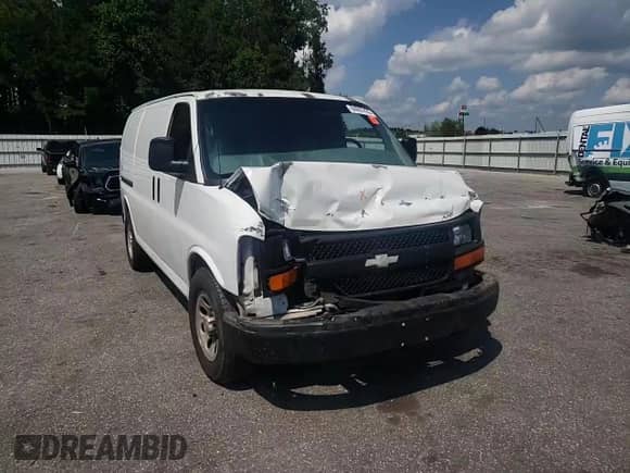 2009 Chevrolet Express Cargo с VIN 1GCFG15X591121681, выставлен на аукционе Copart как лот 64697425 с пробегом 265 139 миль миль и Списание • Salvage title. История ставок и продаж доступна на DreamBid. Изображение 14.