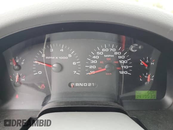 2004 Ford F-150 XLT с VIN 1FTRF02504KD78957, выставлен на аукционе Copart как лот 90434385 с пробегом 141 953 миль миль и Чистый • Clean title. История ставок и продаж доступна на DreamBid. Изображение 9.