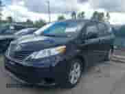 2014 Toyota Sienna LE AAS с VIN 5TDKK3DC4ES488897, выставлен на аукционе IAAI как лот 43083441 с пробегом 127 469 миль миль и . История ставок и продаж доступна на DreamBid. Изображение 2.