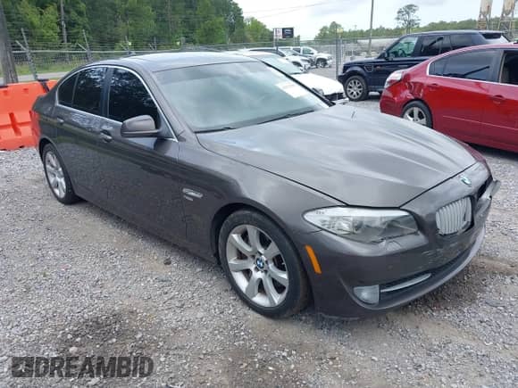 2011 BMW 5 Series 550i xDrive with VIN WBAFU9C50BC784818, listed as a IAAI auction lot 42313290 with 96,348 mi miles and . Bid and sale history available at DreamBid. Image 1.