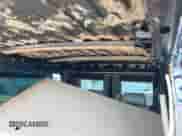 2018 Ram ProMaster Cargo z VIN 3C6TRVAG7JE147430, wystawiony jako IAAI lot #42730877 z przebiegiem 8 442 mil mil oraz . Historia ofert i sprzedaży dostępna na DreamBid. Obrazek 18.