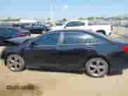 2014 Toyota Camry L with VIN 4T1BF1FK8EU829691, listed as a IAAI auction lot 43259501 with 183,260 mi miles and . Bid and sale history available at DreamBid. Image 15.