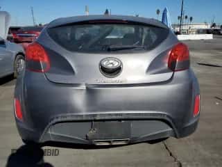 2016 Hyundai Veloster with VIN KMHTC6AD0GU265802, listed as a Copart auction lot 90045625 with 102,999 mi miles and Salvage title. Bid and sale history available at DreamBid. Image 6.