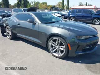 2017 Chevrolet Camaro 2LT with VIN 1G1FD1RS5H0175115, listed as a IAAI auction lot 43119805 with 93,014 mi miles and . Bid and sale history available at DreamBid. Image 1.