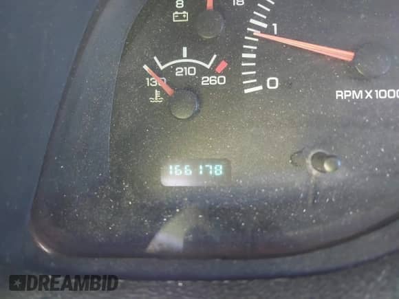 2001 Dodge 1500 Work Special z VIN 1B7HC16X21S331320, wystawiony jako IAAI lot #41700452 z przebiegiem 166 178 mil mil oraz . Historia ofert i sprzedaży dostępna na DreamBid. Obrazek 16.