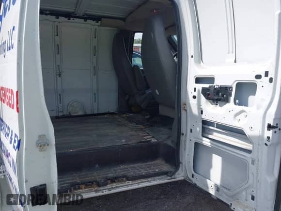 2011 Chevrolet Express Cargo with VIN 1GCWGFFA9B1113855, listed as a IAAI auction lot 43193955 with 117,753 mi miles and . Bid and sale history available at DreamBid. Image 8.