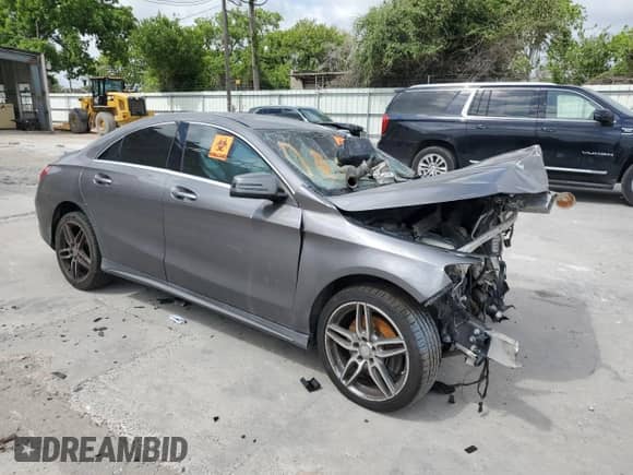 2017 Mercedes-Benz CLA 250 с VIN WDDSJ4EB2HN444718, выставлен на аукционе Copart как лот 50986955 с пробегом Не указан миль и Списание • Salvage title. История ставок и продаж доступна на DreamBid. Изображение 4.