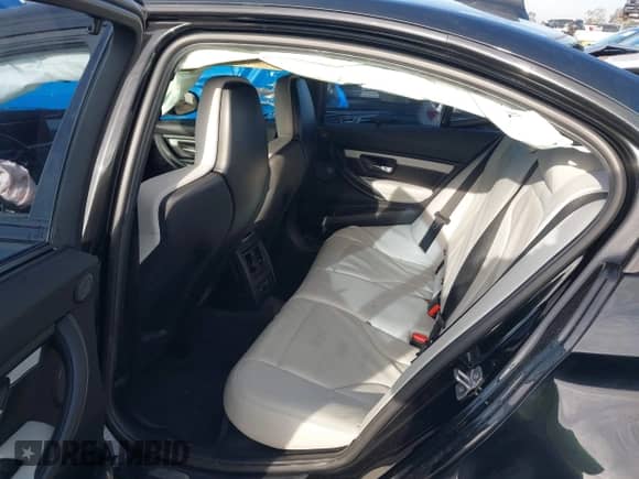 2015 BMW M3 with VIN WBS3C9C51FP806020, listed as a IAAI auction lot 41814551 with 106,647 mi miles and . Bid and sale history available at DreamBid. Image 8.