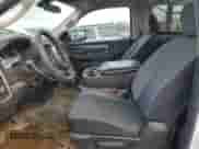 2022 Ram 1500 Tradesman z VIN 3C6JR6DG4NG429351, wystawiony jako Copart lot #42331075 z przebiegiem 58 137 mil mil oraz Szkoda całkowita • Salvage title. Historia ofert i sprzedaży dostępna na DreamBid. Obrazek 7.