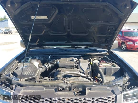 2005 Chevrolet Colorado 1SE LS Z71 with VIN 1GCDT136658211484, listed as a IAAI auction lot 43067150 with 136,392 mi miles and . Bid and sale history available at DreamBid. Image 10.