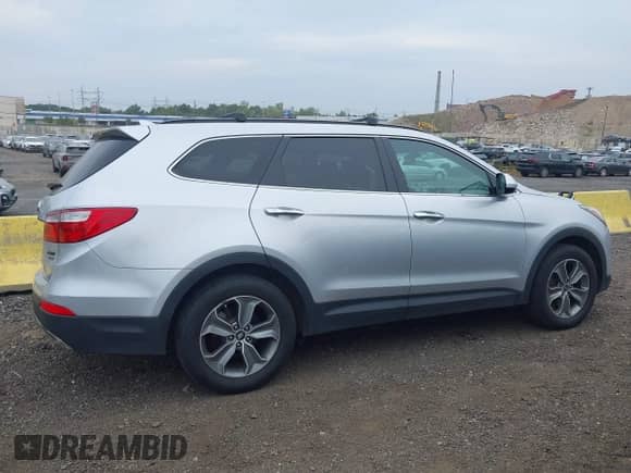 2016 Hyundai Santa Fe SE z VIN KM8SMDHF5GU153257, wystawiony jako IAAI lot #43311596 z przebiegiem 123 409 mil mil oraz . Historia ofert i sprzedaży dostępna na DreamBid. Obrazek 13.