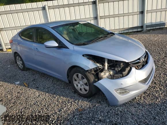 2013 Hyundai Elantra GLS with VIN KMHDH4AEXDU626712, listed as a Copart auction lot 64842825 with 260,728 mi miles and Salvage title. Bid and sale history available at DreamBid. Image 4.
