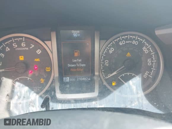 2018 Toyota Tacoma SR5 с VIN 5TFBZ5DN7JX004248, выставлен на аукционе IAAI как лот 42864580 с пробегом 210 482 миль миль и . История ставок и продаж доступна на DreamBid. Изображение 7.