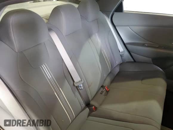 2023 Hyundai Elantra SEL z VIN KMHLS4AG9PU544621, wystawiony jako Copart lot #80142115 z przebiegiem 39 906 mil mil oraz Szkoda całkowita • Salvage title. Historia ofert i sprzedaży dostępna na DreamBid. Obrazek 10.