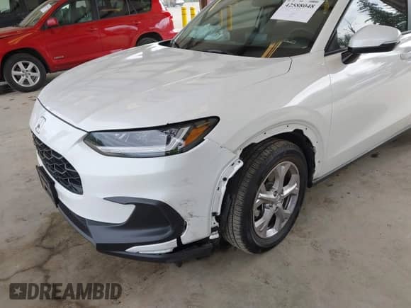 2024 Honda HR-V LX with VIN 3CZRZ2H39RM756065, listed as a IAAI auction lot 42588048 with 6,796 mi miles and . Bid and sale history available at DreamBid. Image 6.
