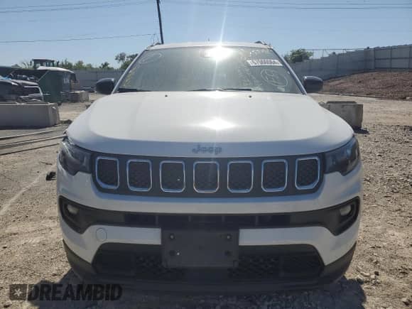 2023 Jeep Compass Latitude с VIN 3C4NJDBN3PT561907, выставлен на аукционе Copart как лот 67060064 с пробегом 33 838 миль миль и Чистый • Clean title. История ставок и продаж доступна на DreamBid. Изображение 5.