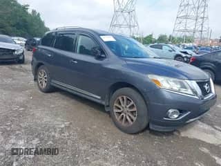 2014 Nissan Pathfinder SV with VIN 5N1AR2MM6EC650715, listed as a IAAI auction lot 42716719 with 238,036 mi miles and . Bid and sale history available at DreamBid. Image 1.
