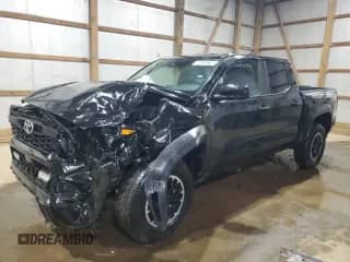 2024 Toyota Tacoma TRD Off Road with VIN 3TMLB5JN8RM005102, listed as a Copart auction lot 89516175 with 22,558 mi miles and Salvage title. Bid and sale history available at DreamBid. Image 1.
