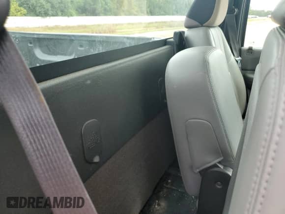 2007 Chevrolet Silverado 1500 Work Truck с VIN 1GCEC14X07Z603000, выставлен на аукционе Copart как лот 81896935 с пробегом 114 774 миль миль и Списание • Salvage title. История ставок и продаж доступна на DreamBid. Изображение 10.