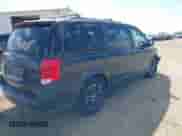 2019 Dodge Grand Caravan SE z VIN 2C4RDGBG4KR524677, wystawiony jako IAAI lot #42672030 z przebiegiem 99 372 mil mil oraz . Historia ofert i sprzedaży dostępna na DreamBid. Obrazek 4.