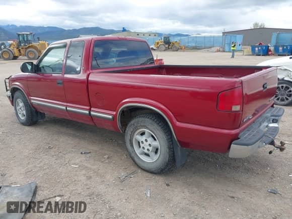 2000 Chevrolet S-10 LS с VIN 1GCDT19W1Y8167499, выставлен на аукционе IAAI как лот 42113196 с пробегом 177 058 миль миль и . История ставок и продаж доступна на DreamBid. Изображение 3.