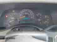 2005 Chevrolet Silverado 1500 LS z VIN 2GCEC13T551113785, wystawiony jako IAAI lot #42156343 z przebiegiem 125 581 mil mil oraz . Historia ofert i sprzedaży dostępna na DreamBid. Obrazek 7.