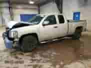 2010 Chevrolet Silverado 1500 Work Truck with VIN 1GCSKPEA0AZ122982, listed as a Copart auction lot 58164725 with 143,479 mi miles and Salvage title. Bid and sale history available at DreamBid. Image 1.
