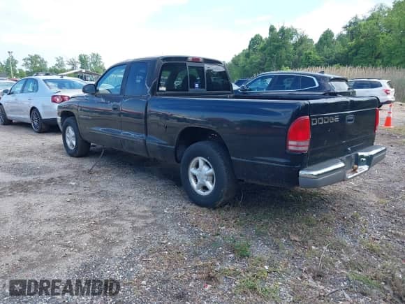 1998 Dodge Dakota SLT с VIN 1B7GL22X0WS731035, выставлен на аукционе IAAI как лот 42279313 с пробегом 219 039 миль миль и . История ставок и продаж доступна на DreamBid. Изображение 3.