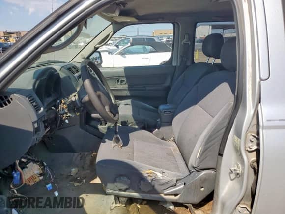 2004 Nissan Frontier XE с VIN 1N6ED29X24C437411, выставлен на аукционе Copart как лот 69127655 с пробегом Не указан миль и Чистый • Clean title. История ставок и продаж доступна на DreamBid. Изображение 7.