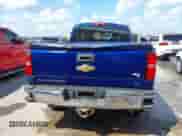 2015 Chevrolet Silverado 2500HD LT z VIN 1GC1KVEG4FF107284, wystawiony jako IAAI lot #42907719 z przebiegiem 313 421 mil mil oraz . Historia ofert i sprzedaży dostępna na DreamBid. Obrazek 16.