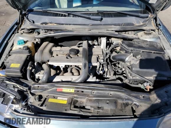 2005 Volvo S60 с VIN YV1RH592052442462, выставлен на аукционе Copart как лот 50829495 с пробегом 143 983 миль миль и Списание • Salvage title. История ставок и продаж доступна на DreamBid. Изображение 12.