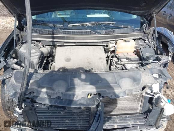 2018 Chevrolet Traverse LT с VIN 1GNEVHKWXJJ199472, выставлен на аукционе IAAI как лот 41499911 с пробегом 129 127 миль миль и . История ставок и продаж доступна на DreamBid. Изображение 10.