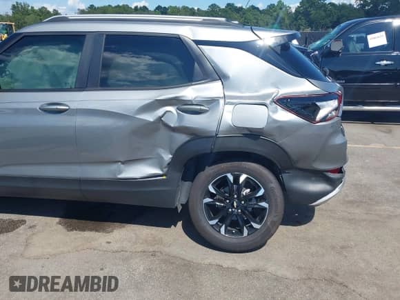 2023 Chevrolet TrailBlazer LT с VIN KL79MRSLXPB203903, выставлен на аукционе IAAI как лот 43064996 с пробегом 10 713 миль миль и . История ставок и продаж доступна на DreamBid. Изображение 6.