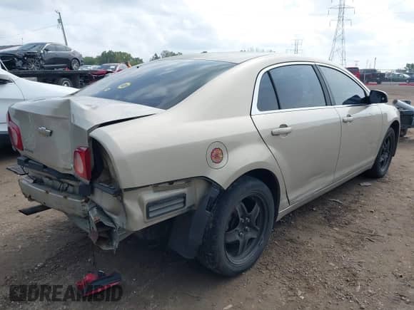 2010 Chevrolet Malibu 1FL z VIN 1G1ZA5E08AF290201, wystawiony jako IAAI lot #43296871 z przebiegiem 184 511 mil mil oraz . Historia ofert i sprzedaży dostępna na DreamBid. Obrazek 4.