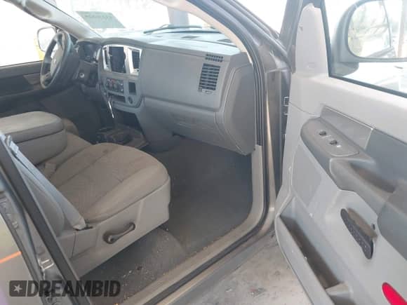 2007 Dodge 1500 SLT with VIN 1D7HU18237S254793, listed as a IAAI auction lot 43136825 with 260,403 mi miles and . Bid and sale history available at DreamBid. Image 5.