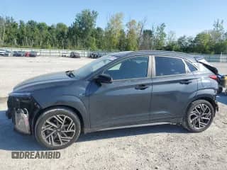 2023 Hyundai Kona N Line с VIN KM8K33A36PU938836, выставлен на аукционе Copart как лот 68021135 с пробегом 27 554 миль миль и Списание • Salvage title. История ставок и продаж доступна на DreamBid. Изображение 1.