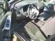 2012 Nissan Murano S z VIN JN8AZ1MW7CW236536, wystawiony jako Copart lot #85279035 z przebiegiem Nie podano mil oraz Szkoda całkowita • Salvage title. Historia ofert i sprzedaży dostępna na DreamBid. Obrazek 8.