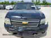 2011 Chevrolet Tahoe LTZ с VIN 1GNSCCE04BR386485, выставлен на аукционе Copart как лот 70738925 с пробегом 105 001 миль миль и Списание • Salvage title. История ставок и продаж доступна на DreamBid. Изображение 5.
