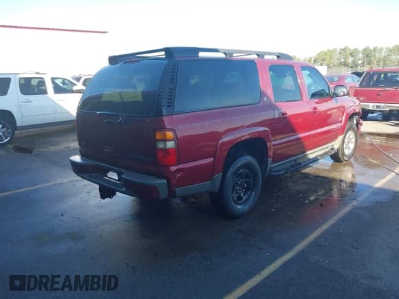2004 Chevrolet Suburban LS with VIN 3GNFK16Z04G313753, listed as a IAAI auction lot 43278743 with 354,878 mi miles and . Bid and sale history available at DreamBid. Image 4.